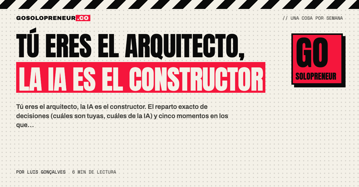 Tú eres el arquitecto: una persona con los planos de un producto mientras una IA construye