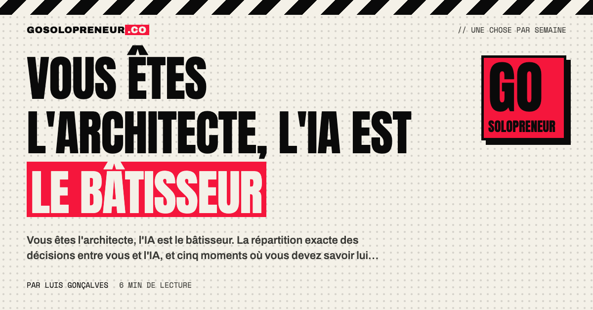 Vous êtes l'architecte, l'IA est le bâtisseur : un plan d'architecte posé à côté d'un chantier construit par l'IA