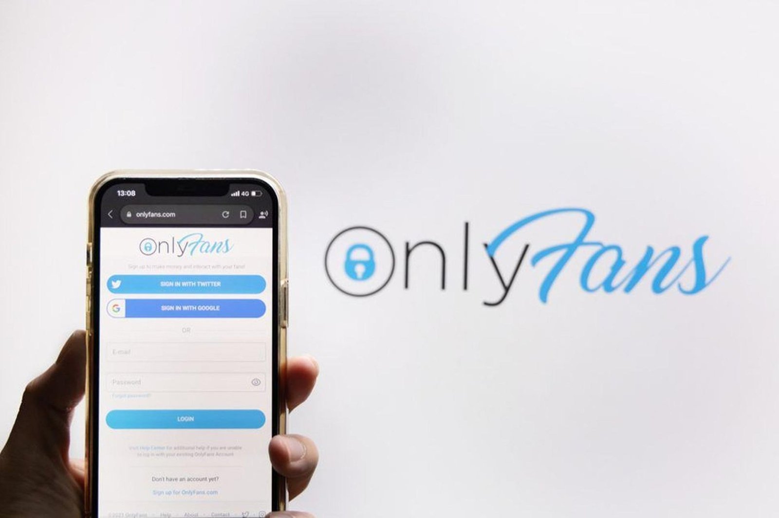 Onlyfans (Creator Accounts + Card connected)