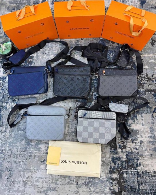 LOUIS VUITTON TRIO MESSENGER MAN BAG BLACK