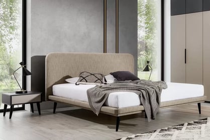 Pat tapițat Prato 180x200 cu cadru postel do ložnice