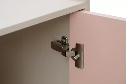 Marla komód 120 cm - sivatagi homok / millennial pink Komod dziecieca Marla 120 cm fiokokkal - piasek pustyni / roz / millenial pink