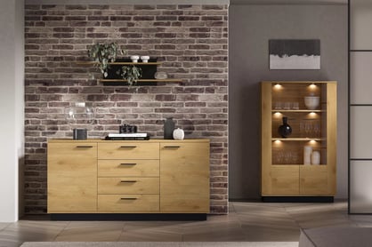 Stivio komód 170 cm - stílusos tölgy / fekete Komod fiokokkal Stivio 170 cm - dab Elegáns / fekete