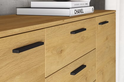 Stivio komód 170 cm - stílusos tölgy / fekete Komod fiokokkal Stivio 170 cm - dab Elegáns / fekete