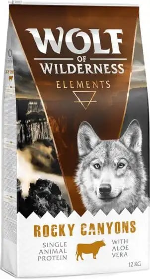 Wolf Of Wilderness Elements Rocky Canyons