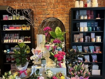 Established Rosanna Florist - $246k Revenue - SV1555 image