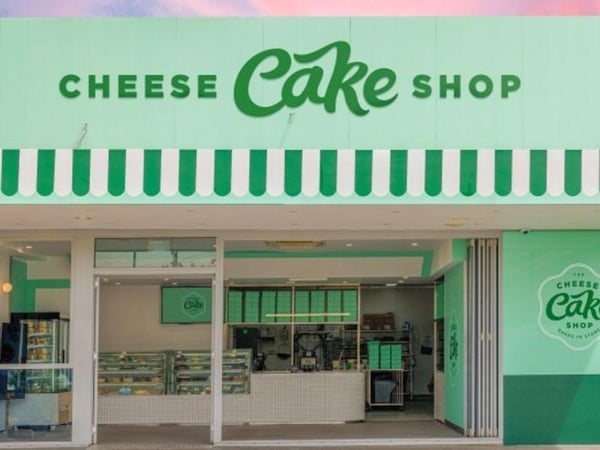 Burleigh Heads. Time for Cake? It\'s your turn for The Cheesecake Shop