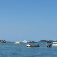 House Boats Noosa  HUGE Reduction image