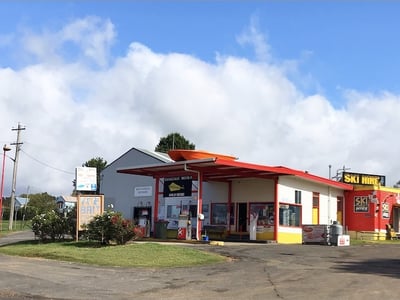 Freehold Service Station, Ski Store and Mechanic Shop - Snowy Mountains, NSW image