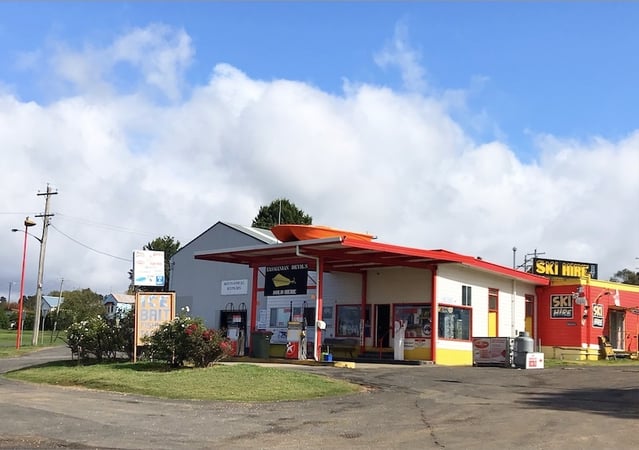 Freehold Service Station, Ski Store and Mechanic Shop - Snowy Mountains, NSW