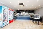 Retail/Cafe shop  on the main road for lease