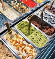 Huge Potential Gelato/sorbet Kiosk For Sale In Doncaster Area [2407121] image