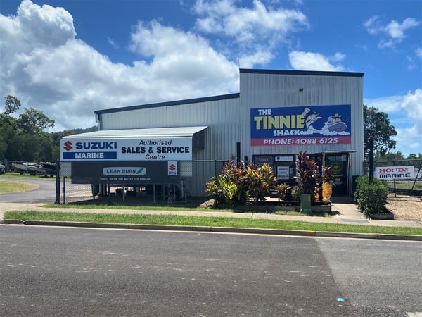 THE TINNIE SHACK MISSION BEACH