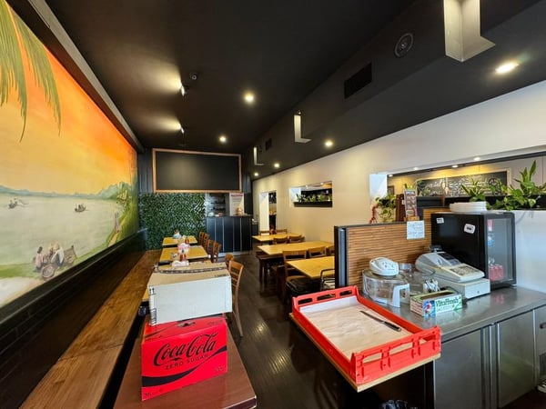 2 Businesses Under One Roof with Dual Frontage