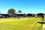 FREEHOLD - Darlington Point Accommodation Village NSW - 1P0363
