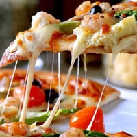 Dominos Pizza! Gladstone area! TO $35,000 per week, Long Lease, Remodelled! Suit owner operator! image