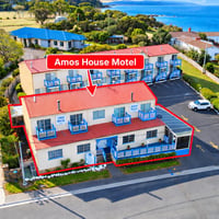 Sea Change East Coast Tasmania 7 Holiday Ensuite Rooms 3 BR Owners Home + Restaurant Freehold image
