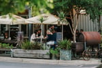 LEASEHOLD - Tomahawks Bar & Eatery, Bright VIC - 1P0589