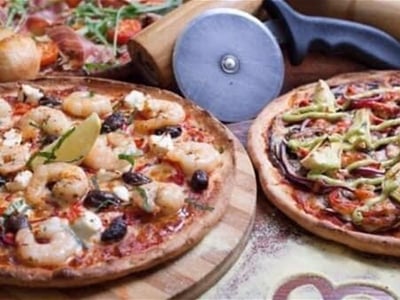 Modern Pizza Shop For Sale With Second Commercial Kitchen Darlinghusrt Sydney image