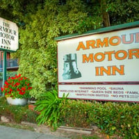 UNDER CONTRACT - Armour Motor Inn, Beechworth VIC - 1P0362 image
