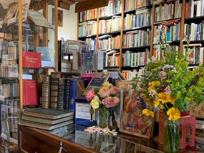Retail Bookshop + 1-Bedroom Apartment - Ballarat, VIC image