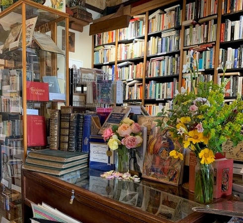 Retail Bookshop + 1-Bedroom Apartment - Ballarat, VIC