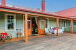 HISTORIC ROBBIE BURNS HOTEL   -  SOUTH COAST- LEASEHOLD