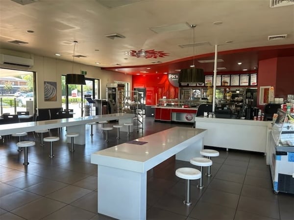 Cafe & Drive Thru - Dubbo, NSW  - 1003