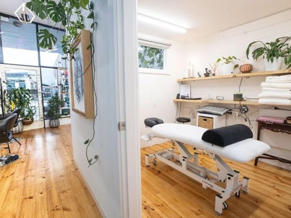 Organic and sustainable hair salon, photo 6