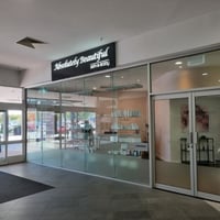 UNDER OFFER - Leading Skin and Body Beauty Salon – Perth, WA image