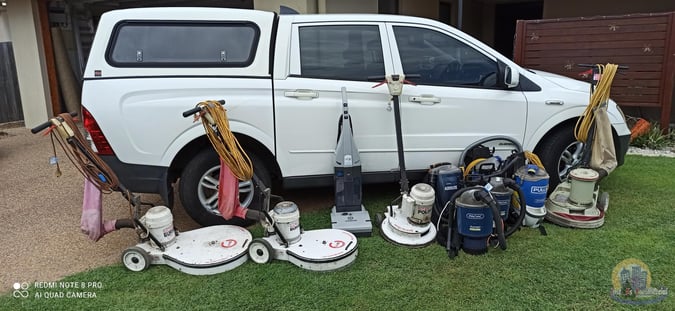 Long established & successful commercial cleaning businss with Government Contracts.