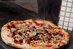 Growing Pizzeria - $15,000+ Weekly Sales PF1618