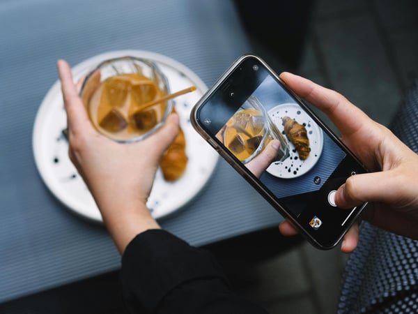 Cafe - Independent - Busy Dining Precinct