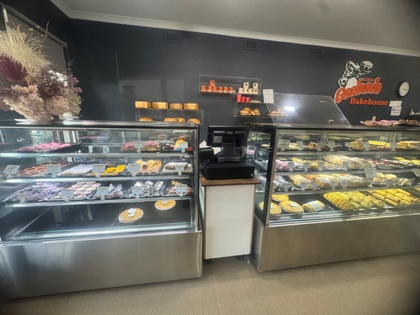 Family-Owned Cafe and Bakery - Kangaroo Flat, VIC