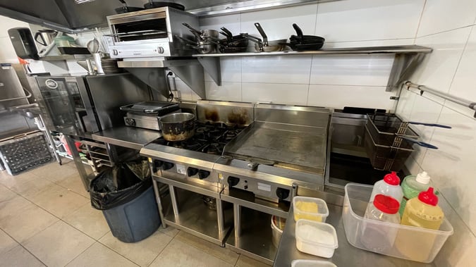 BEST CAFE IN SYDNEY S INNER WESTERN SUBURBS LICENSED 90 SEAT CAFE - INDOORS and OUTDOORS