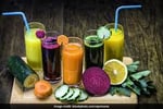 Cafe, Juice Bar in irreplaceable location Burleigh, Gold Coast - $240k + SAV