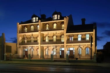 46 Units, 2 Hours From Sydney, Walk To Cbd Money Maker - 588Mf