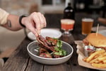 LEASEHOLD - Tomahawks Bar & Eatery, Bright VIC - 1P0589