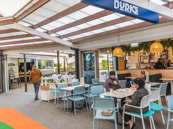 Popular Durk\'s Cafe + Eatery Franchise For Sale - Easy Operations - Full Training and Support - Low Investment