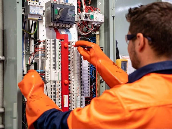 Industrial Electrical & Water Treatment Business | Greater Brisbane | Profit $1.06m, photo 2