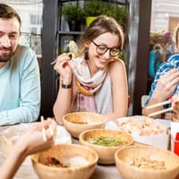 6 days Low Rent Asian Takeaway Ref: 13649 image