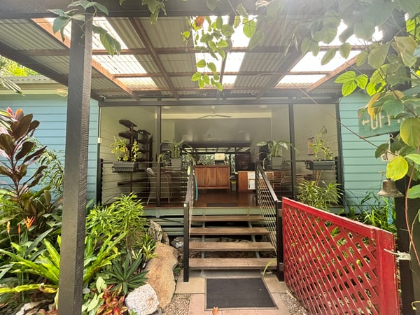 Bloomfield Cabins & Camping - Tropical Tourism Opportunity on the Coast