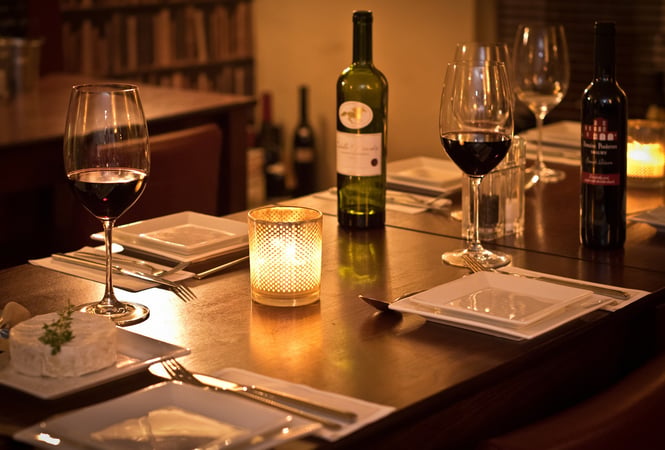 CLAREMONT LICENSED BAR / RESTAURANT - HOLLYWOOD FITOUT - UNDER OFFER