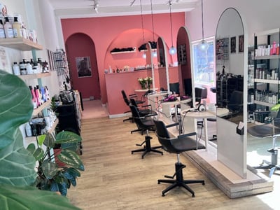 Hairdressing Salon located In the Sutherland Shire image