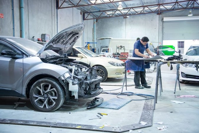 Accident repair south of the river primary image