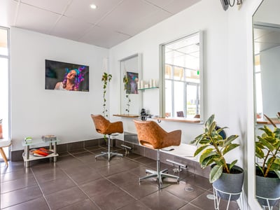 Bargain!!! Turnkey Hair Salon UNDER CONTRACT image