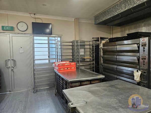 HIGH-YIELD TURNKEY INVESTMENT: Long-Established Bundaberg Bakery
