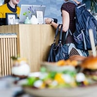 Fully Equipped Cafe Low Rent , High Foot Traffic [2412131] image