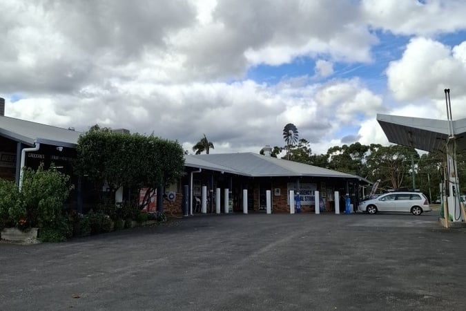 HIGHLY PROFITABLE COUNTRY GENERAL STORE IN MAGNIFICENT LOCATION primary image