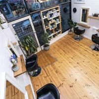Organic and sustainable hair salon image
